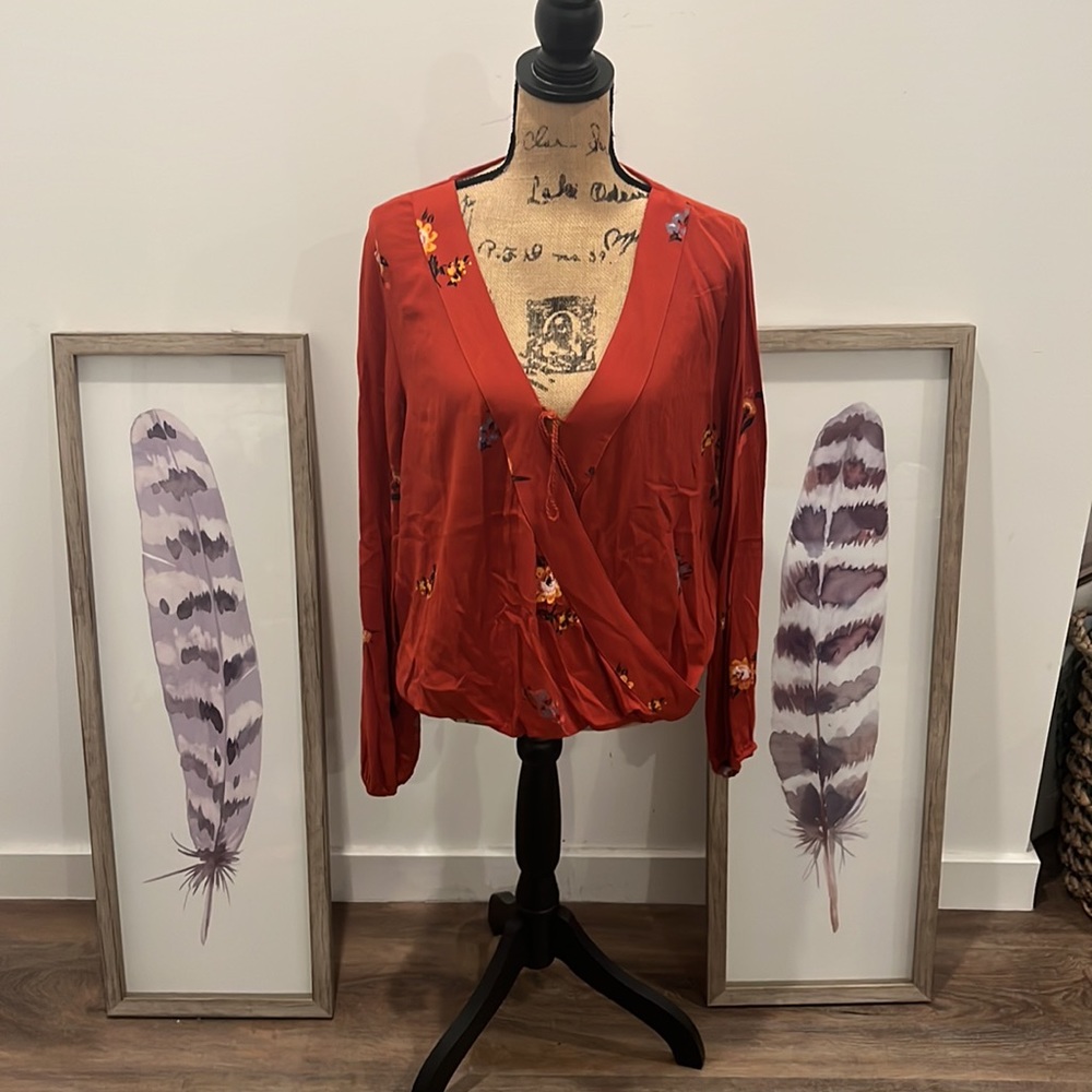 Knox Rose blouse